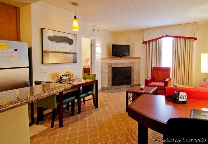 Residence Inn Saint Louis או'פאלון מראה חיצוני תמונה